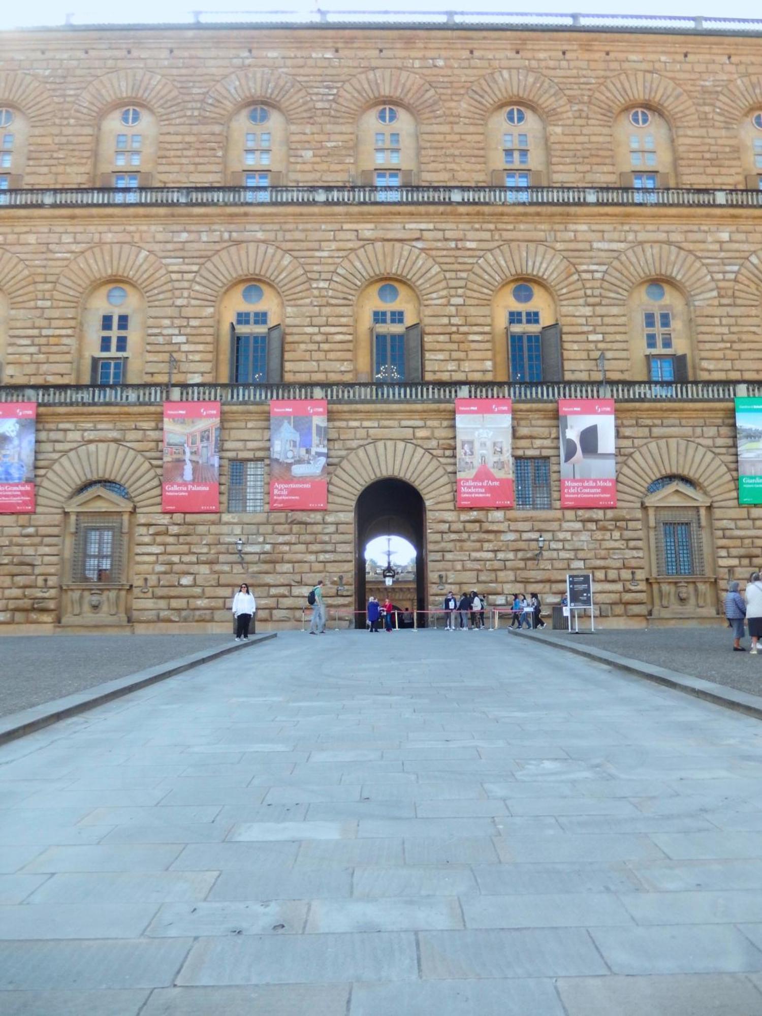 Great Location Just Infront Of Pitti Palace Floransa Dış mekan fotoğraf